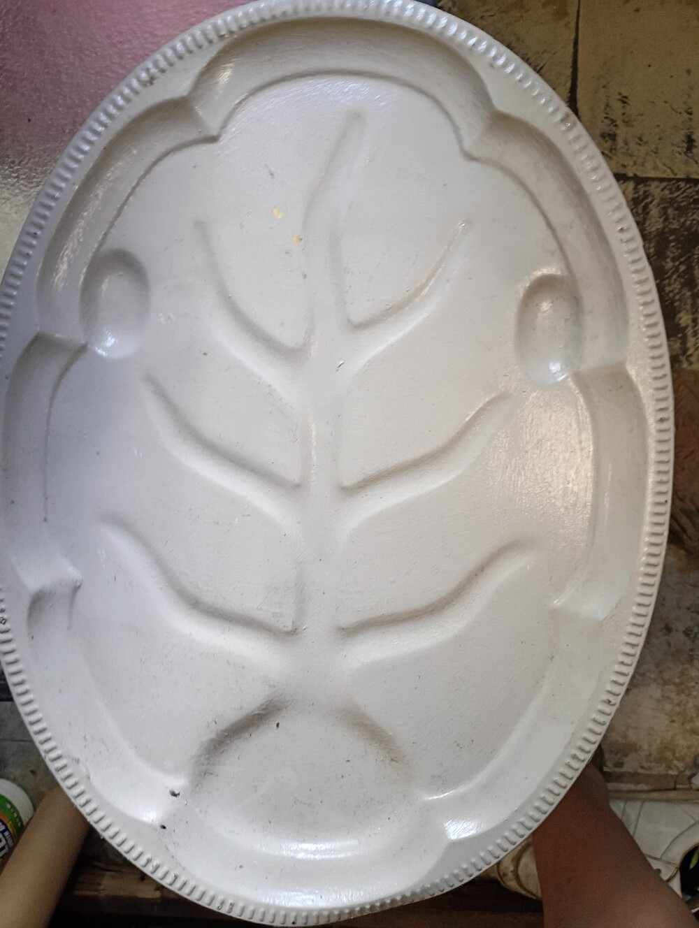White Ceramic Leaf-Relief Serving Platter - Classic Entertaining